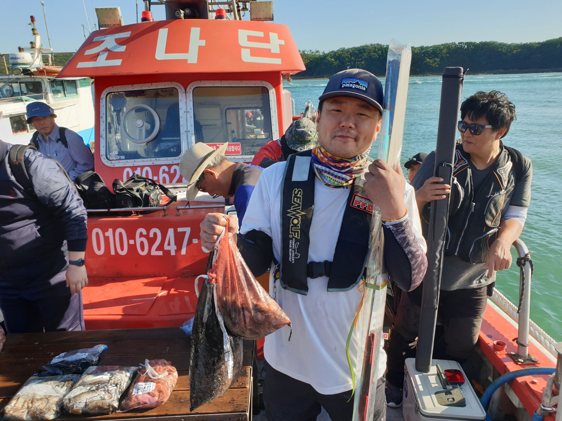 10월 8일 천북 회변항 조나단호 쭈꾸미,갑오징어 조황