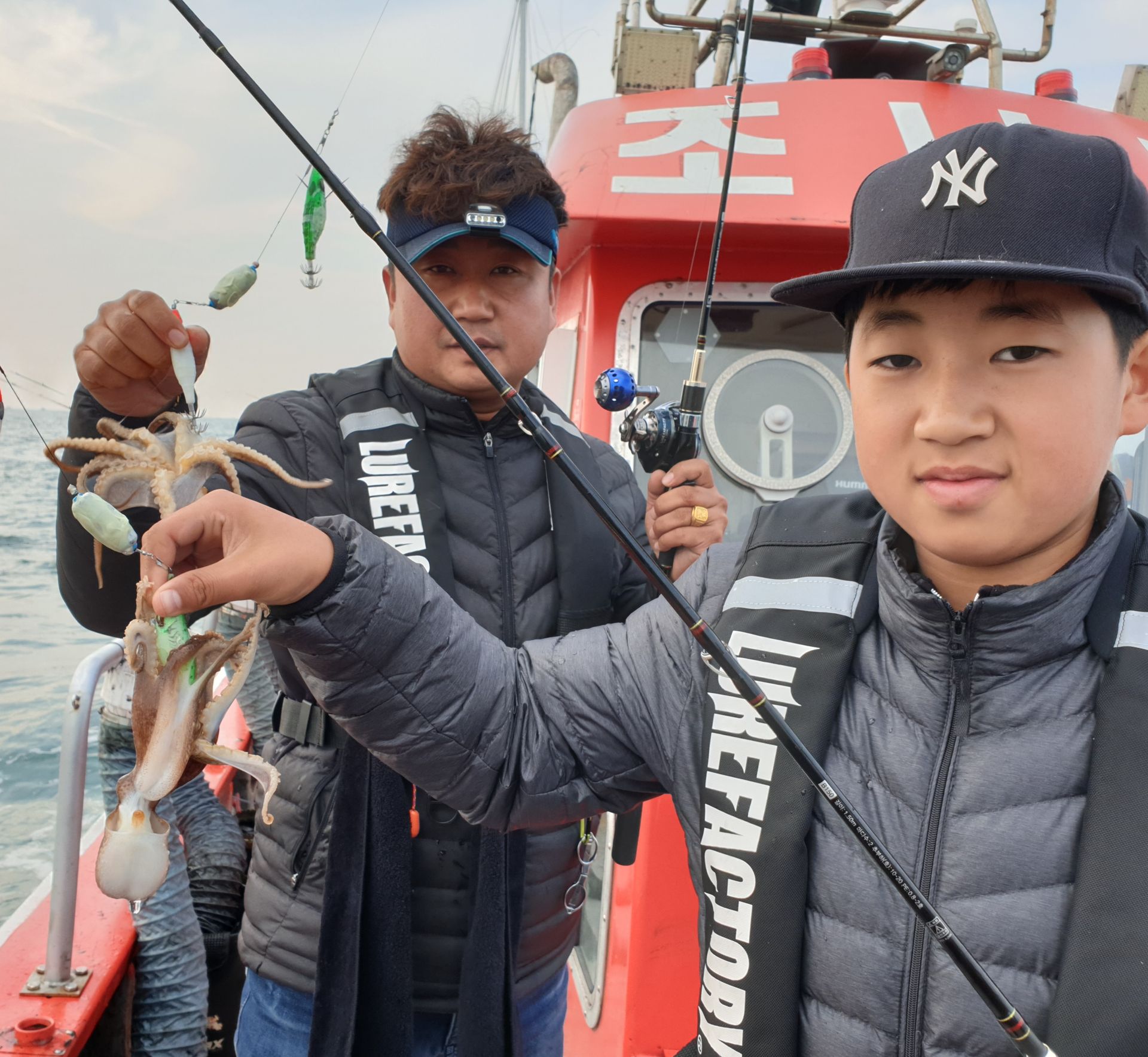 11월 2일 천북 회변항 조나단호 쭈꾸미,갑오징어 조황